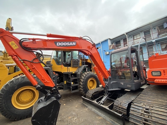 प्रयुक्त DH55 हाइड्रोलिक क्रॉलर खुदाई कार्य भार 5250KG के साथ
