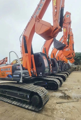 20 टन मूल जापान इस्तेमाल किया हिताची ZX200 क्रॉलर उत्खनन 109.6KW इंजन शक्ति और 0.8 m3 बाल्टी क्षमता के साथ