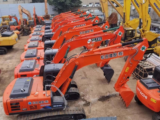 20 टन मूल जापान इस्तेमाल किया हिताची ZX200 क्रॉलर उत्खनन 109.6KW इंजन शक्ति और 0.8 m3 बाल्टी क्षमता के साथ