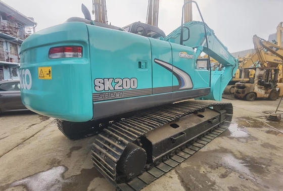 20 टन मूल जापान इस्तेमाल किया कोबेलको SK200-8 क्रॉलर खुदाई मशीन 114KW इंजन शक्ति और 0.8 m3 बाल्टी क्षमता के साथ