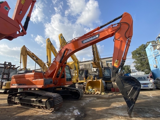 30 टन मूल इस्तेमाल किया Doosan DX300 क्रॉलर खुदाई 1.27 m3 बाल्टी क्षमता के साथ