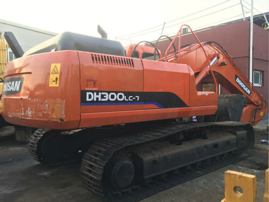 30 टन मूल इस्तेमाल किया Doosan DH300LC-7 क्रॉलर खुदाई 1.27 m3 बाल्टी क्षमता के साथ