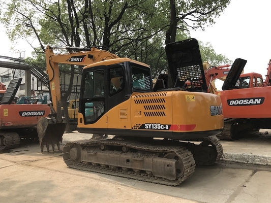 13 टन इस्तेमाल किया गया Sany SY135C-9 हाइड्रोलिक खुदाई मशीन 0.53 m3 बाल्टी क्षमता के साथ