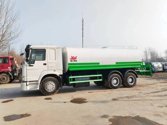20 m3 दूसरा हाथ SINOTRUK HOWO 6x4 स्प्रिंकलर वाटर ट्रक बिक्री के लिए प्रयुक्त
