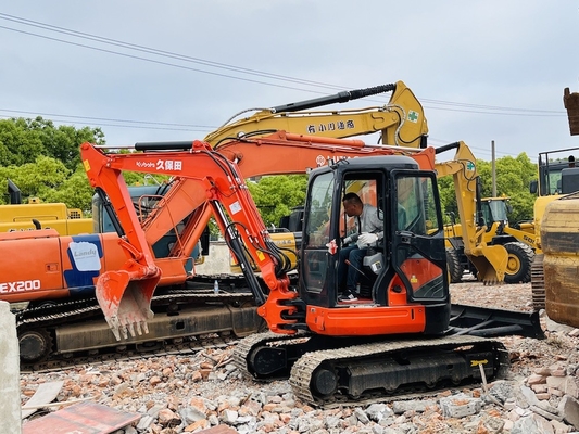 5 टन का इस्तेमाल किया कुबोटा KX155 क्रॉलर खुदाई 29.9KW इंजन शक्ति और 0.16 m3 बाल्टी क्षमता के साथ दूसरे हाथ खुदाई