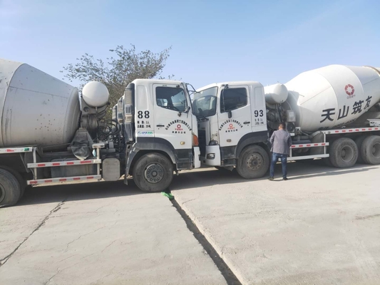 सेकंड हैंड जीएसी हिनो कंक्रीट मिक्सिंग ट्रक 6x4 350 एचपी प्रयुक्त कंक्रीट मिक्सर ट्रक