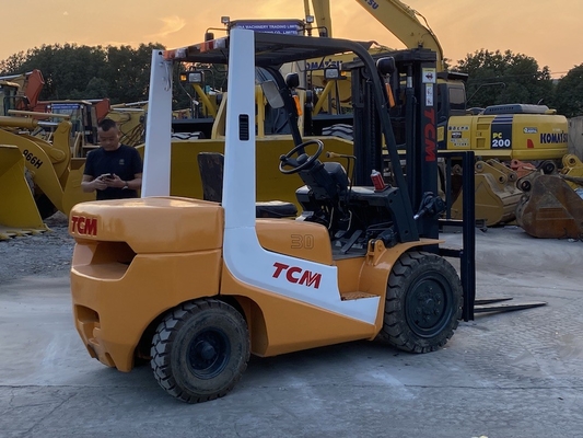 अच्छी स्थिति में प्रयुक्त TCM FD30T6 फोर्कलिफ्ट डीजल