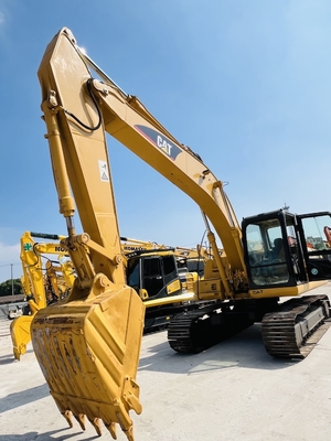 CAT 320C सेकंड हैंड क्रॉलर एक्सकेवेटर 6550 मिमी की अधिकतम खुदाई गहराई के साथ और CAT 3066 इंजन मॉडल